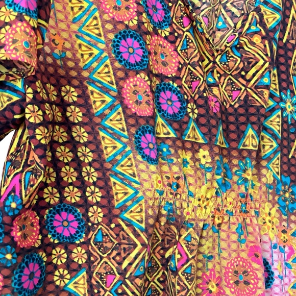 Denim 24/7 Loose Fit Thin Polyester Hippie Top - Picture 5 of 11